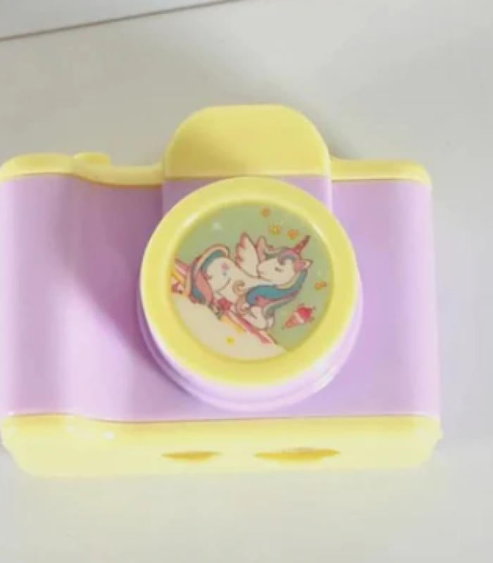 TAILLE CRAYON 2 TROUS AVEC RESERVOIR CAMERA 688